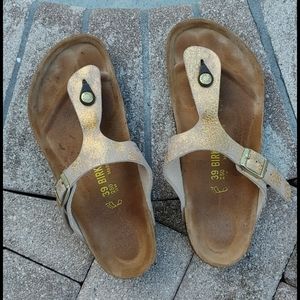 Birkenstock "gizeh" gold sz 39 shoe